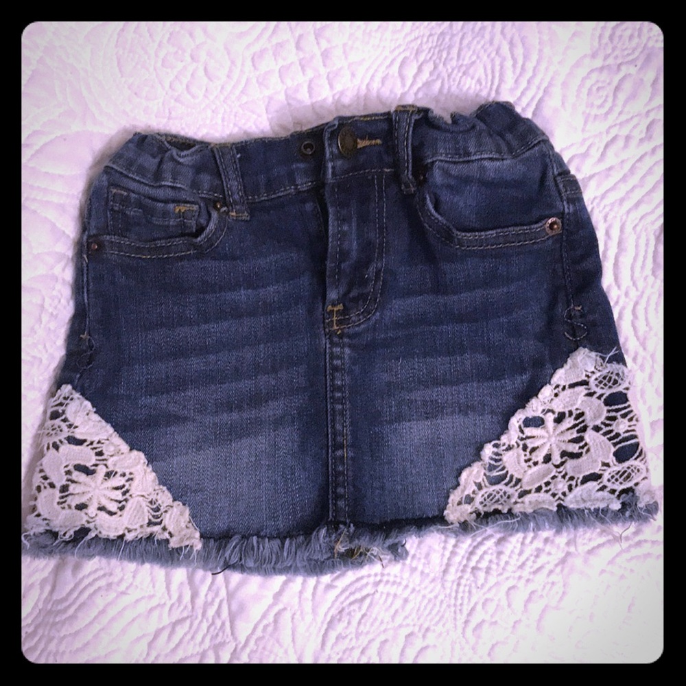 Super cute lucky brand skirt